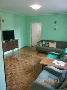 Komforan dvosoban stan 51m² Liman 1 – mirna ulica, namešten, Novi Sad